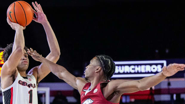Razorbacks Tramon Mark on defense against Georgia